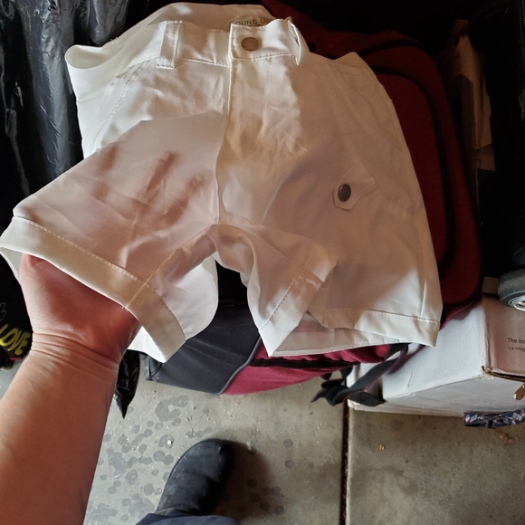 Shorts - Picture 3 of 3